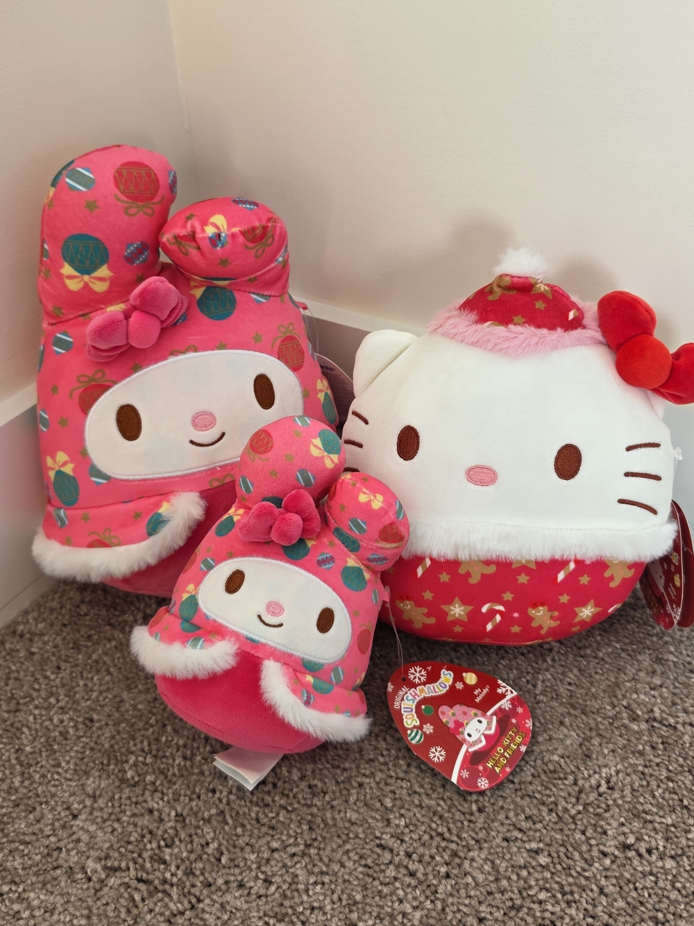 Sanrio Hello Kitty & My Melody Pink Plush Holiday Squishmallows